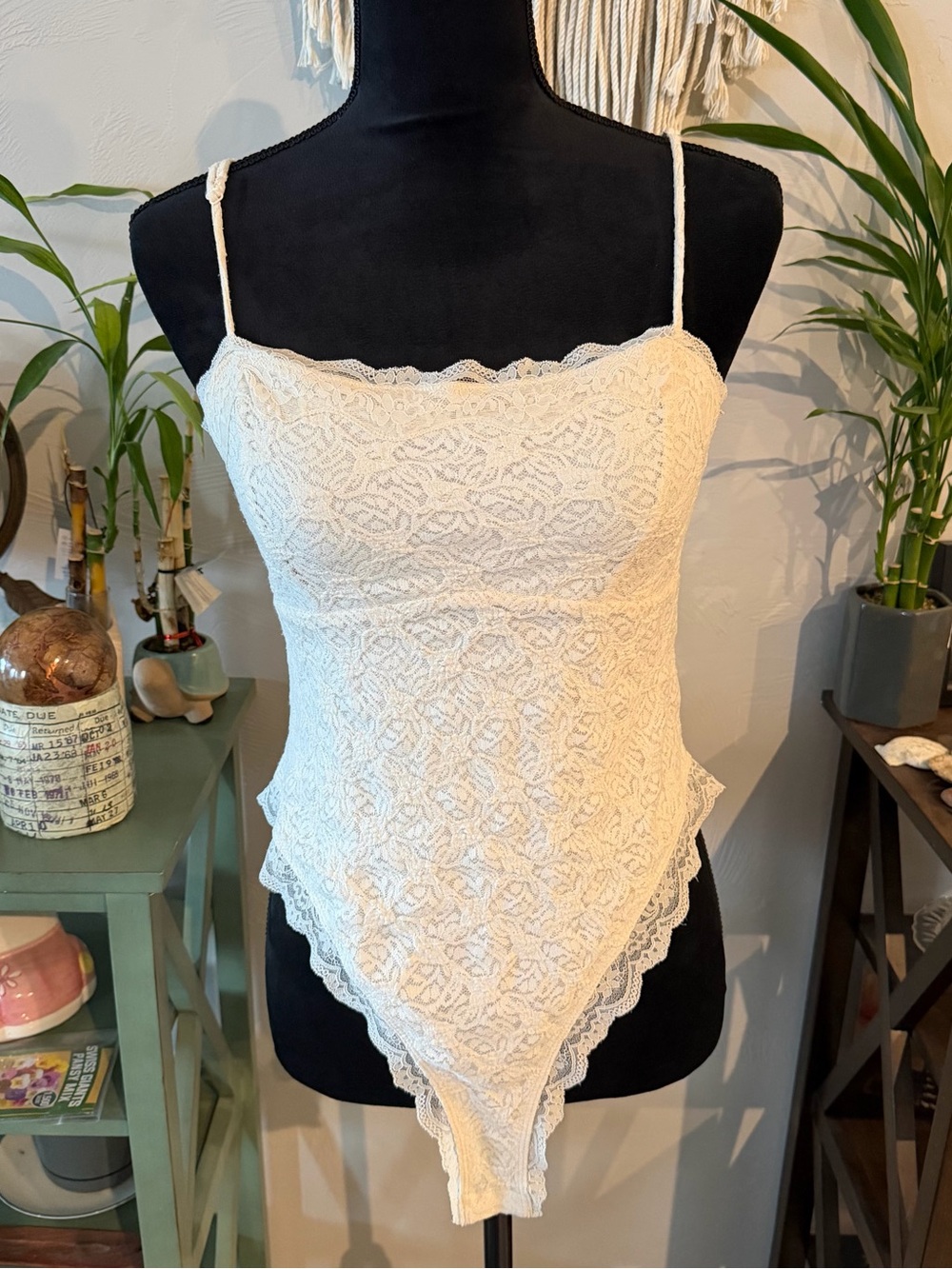 wild fable Cream Lace Pointed-Hem Camisole Bodysuit